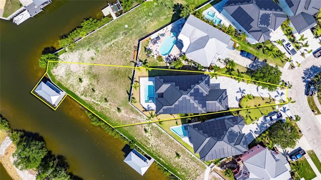 На продажу: $1,549,000 (7 спален, 4 ванн, 3824 Квадратных фут)