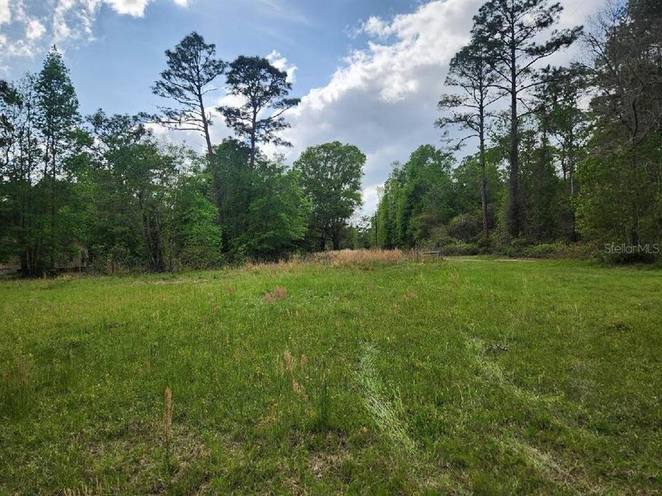 待售: $170,000 (8.25 acres)