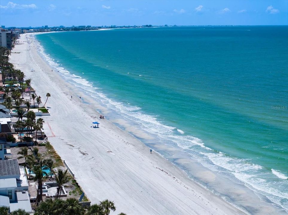 待售: $2,750,000 (4 贝兹, 4 浴室, 3202 平方英尺)