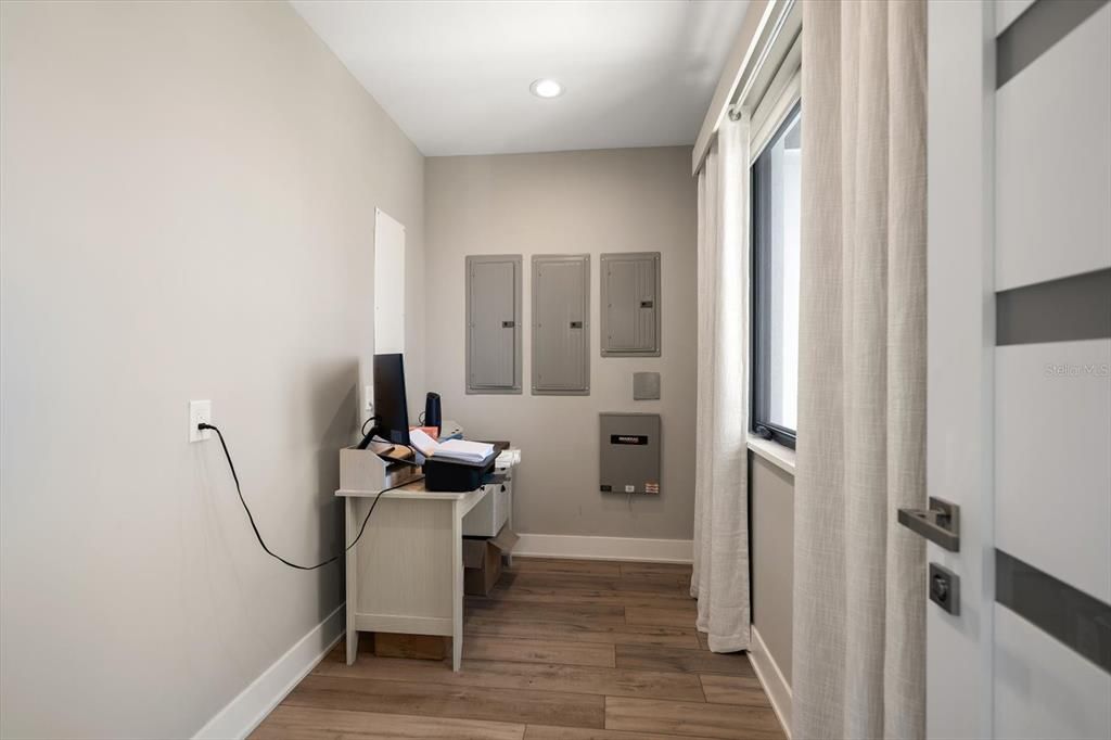 待售: $2,750,000 (4 贝兹, 4 浴室, 3202 平方英尺)