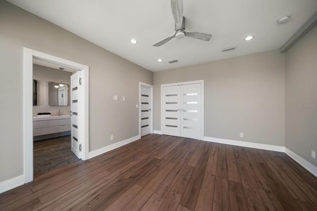 待售: $2,750,000 (4 贝兹, 4 浴室, 3202 平方英尺)