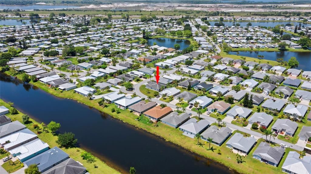 For Sale: $199,900 (3 beds, 2 baths, 1714 Square Feet)