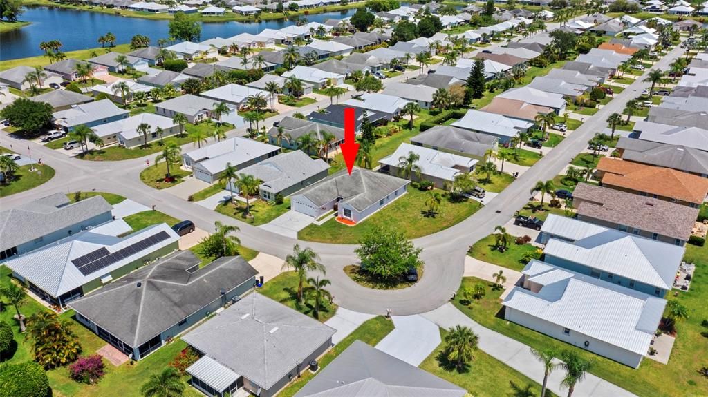 For Sale: $199,900 (3 beds, 2 baths, 1714 Square Feet)