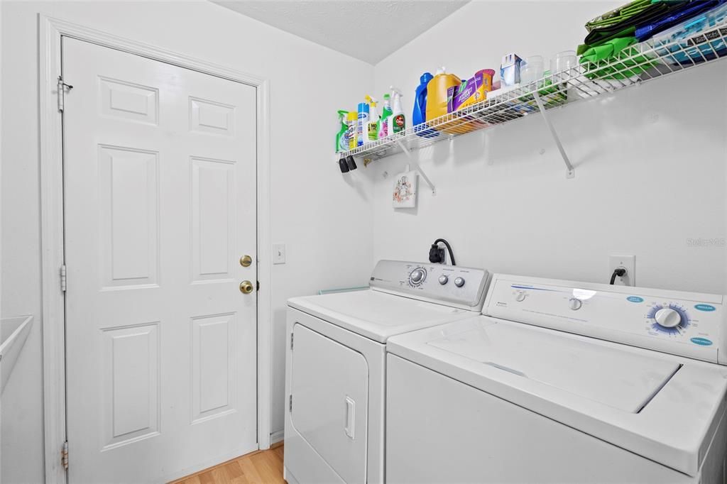 For Sale: $199,900 (3 beds, 2 baths, 1714 Square Feet)