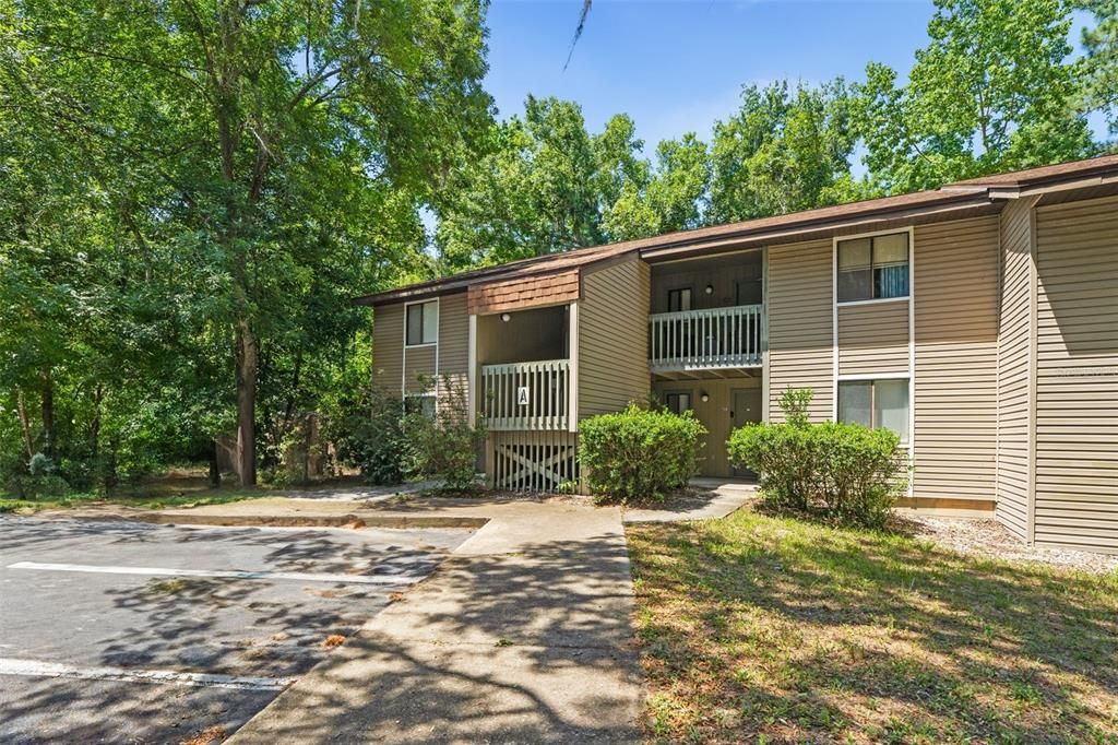 待售: $110,000 (2 贝兹, 2 浴室, 874 平方英尺)