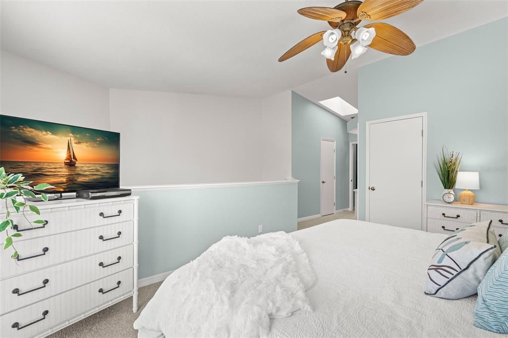 For Sale: $484,999 (2 beds, 2 baths, 1465 Square Feet)