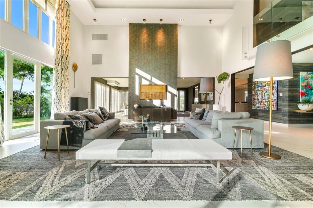 待售: $9,495,000 (6 贝兹, 7 浴室, 9250 平方英尺)