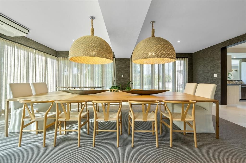 待售: $9,495,000 (6 贝兹, 7 浴室, 9250 平方英尺)