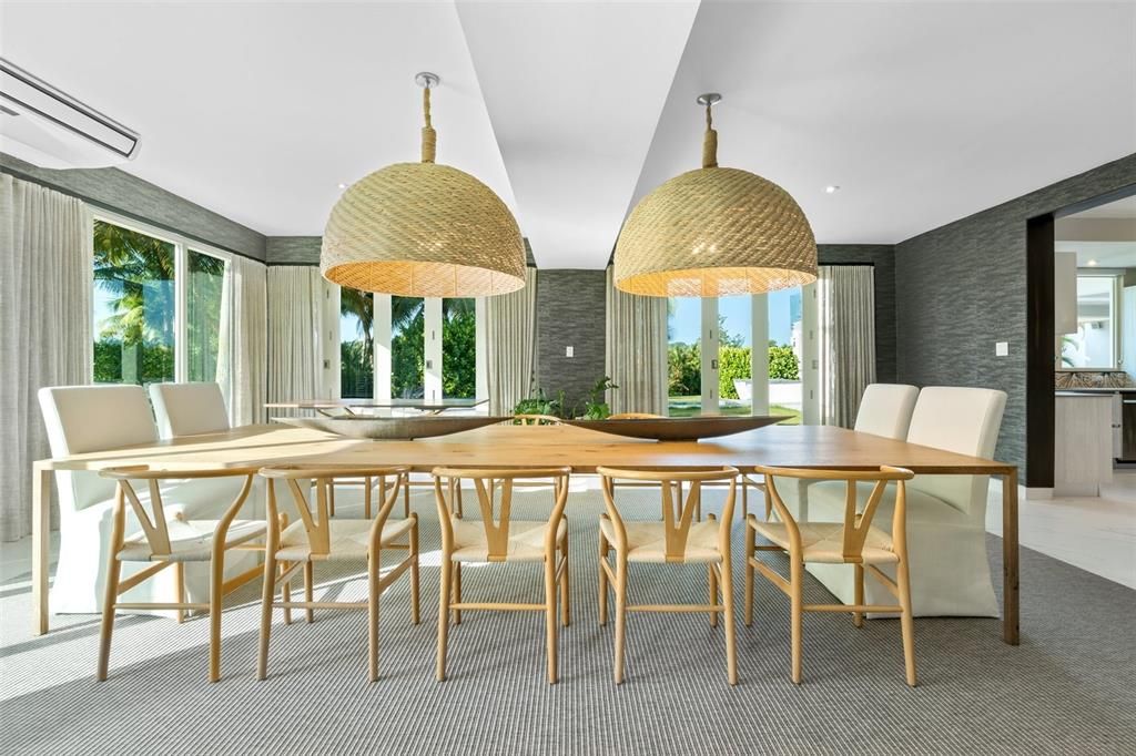 待售: $9,495,000 (6 贝兹, 7 浴室, 9250 平方英尺)