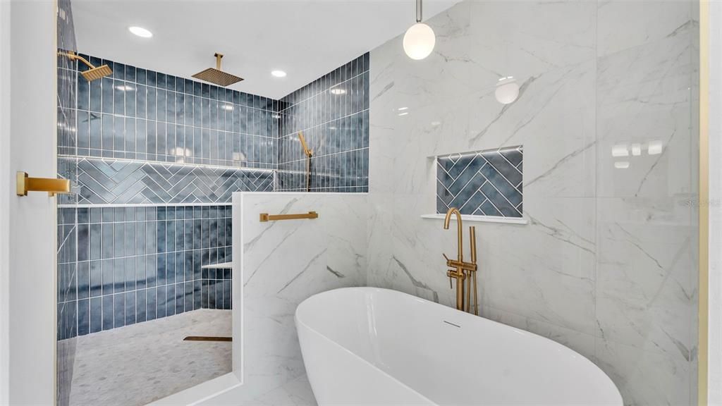 待售: $1,250,000 (5 贝兹, 4 浴室, 3620 平方英尺)