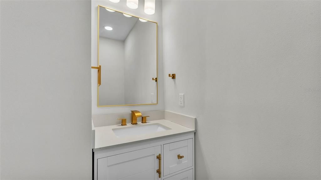 待售: $1,250,000 (5 贝兹, 4 浴室, 3620 平方英尺)