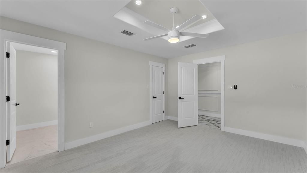 待售: $1,250,000 (5 贝兹, 4 浴室, 3620 平方英尺)