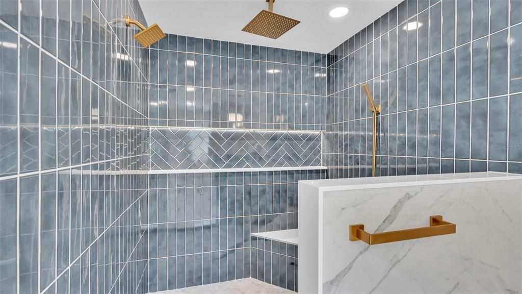 待售: $1,250,000 (5 贝兹, 4 浴室, 3620 平方英尺)