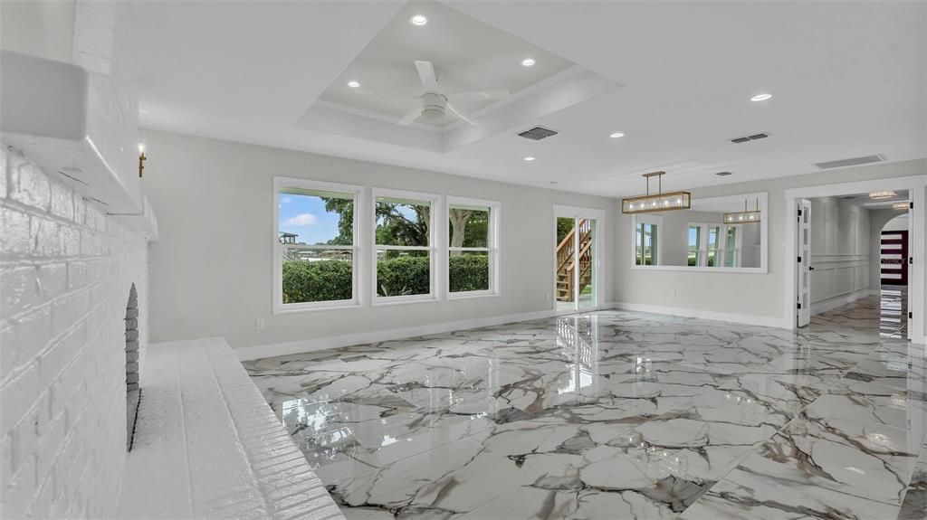 待售: $1,250,000 (5 贝兹, 4 浴室, 3620 平方英尺)