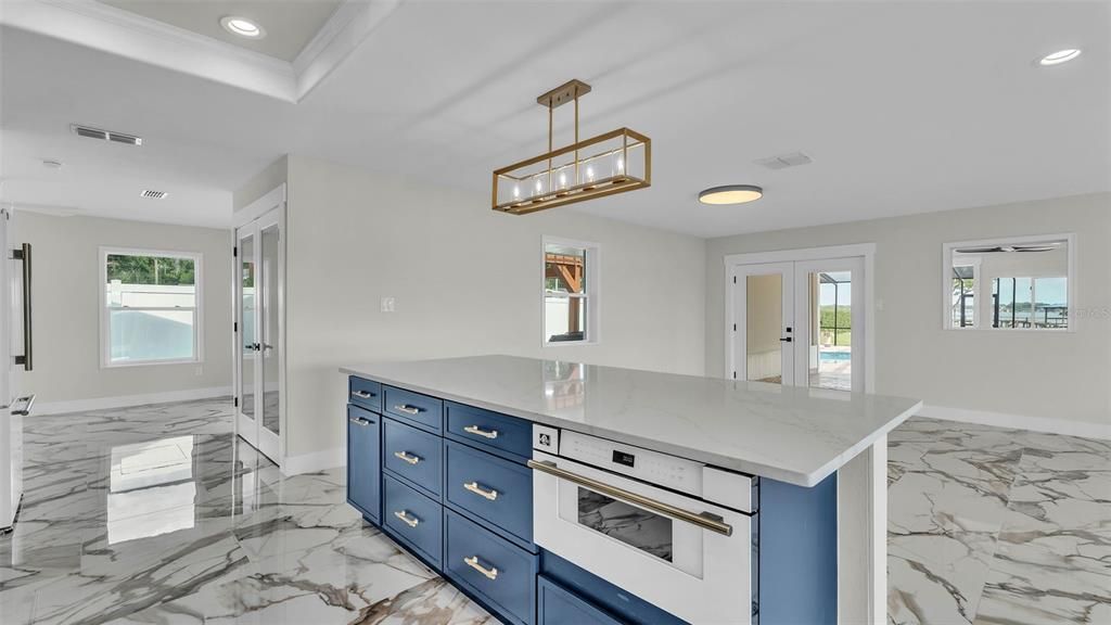 待售: $1,250,000 (5 贝兹, 4 浴室, 3620 平方英尺)