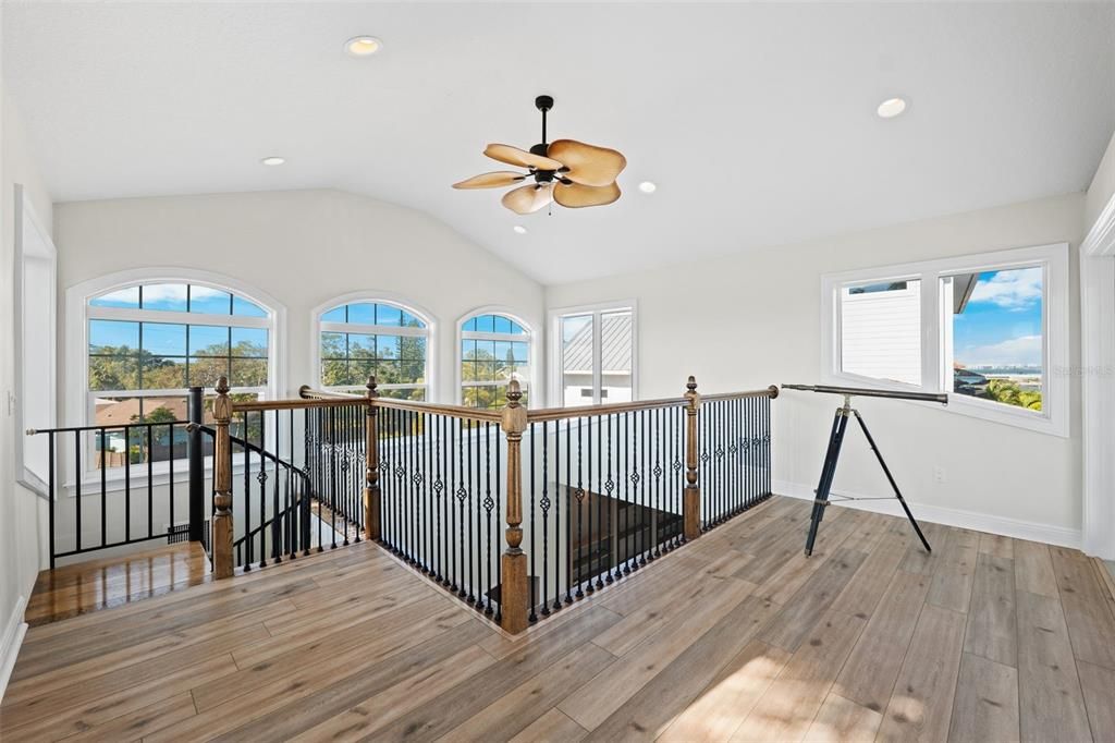 На продажу: $1,900,000 (4 спален, 3 ванн, 3968 Квадратных фут)