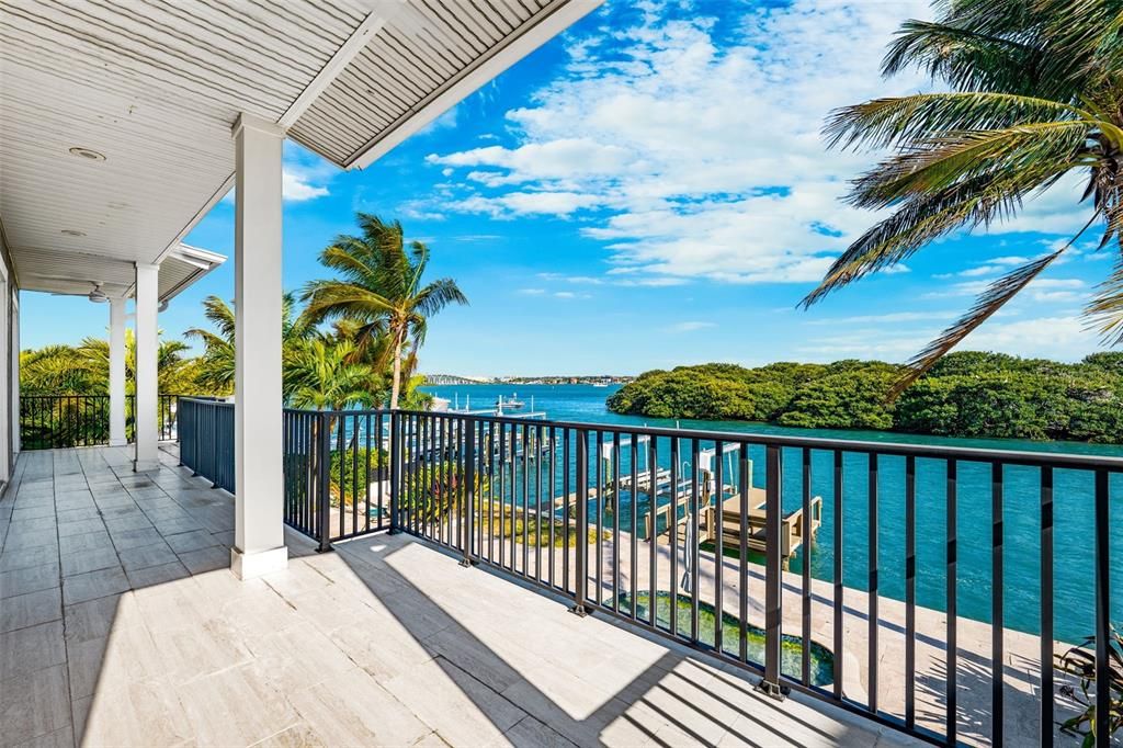 На продажу: $1,900,000 (4 спален, 3 ванн, 3968 Квадратных фут)