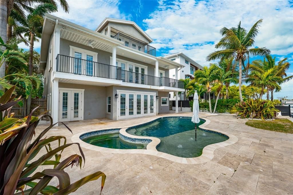 На продажу: $1,900,000 (4 спален, 3 ванн, 3968 Квадратных фут)