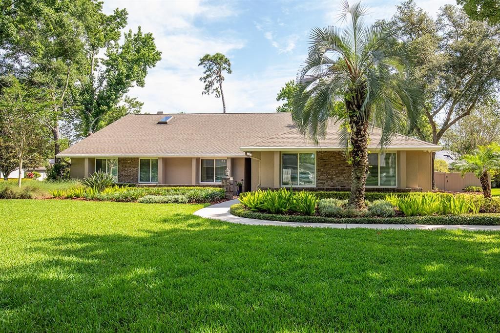 最近售出: $700,000 (4 贝兹, 3 浴室, 2266 平方英尺)