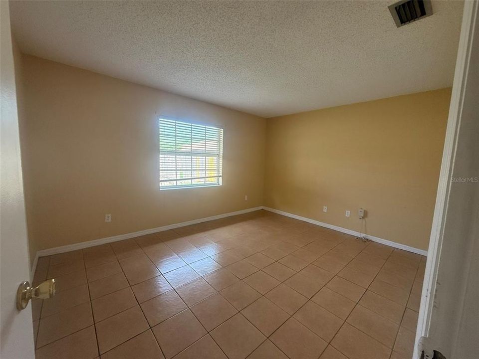 En Renta: $1,550 (2 camas, 2 baños, 1000 Pies cuadrados)