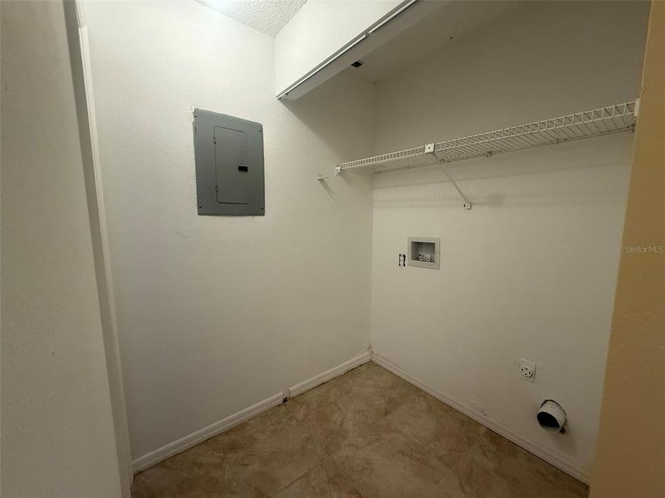 En Renta: $1,550 (2 camas, 2 baños, 1000 Pies cuadrados)