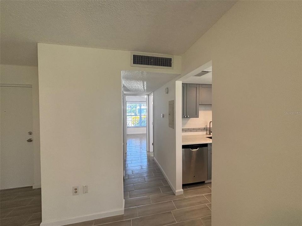 В аренду: $1,275 (1 спален, 1 ванн, 630 Квадратных фут)