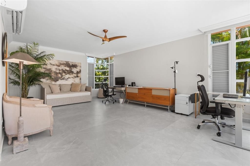 For Sale: $1,750,000 (4 beds, 3 baths, 5426 Square Feet)