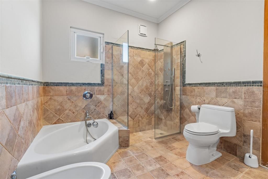 For Sale: $1,750,000 (4 beds, 3 baths, 5426 Square Feet)