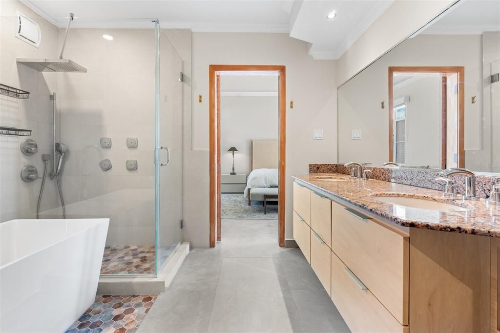 For Sale: $1,750,000 (4 beds, 3 baths, 5426 Square Feet)