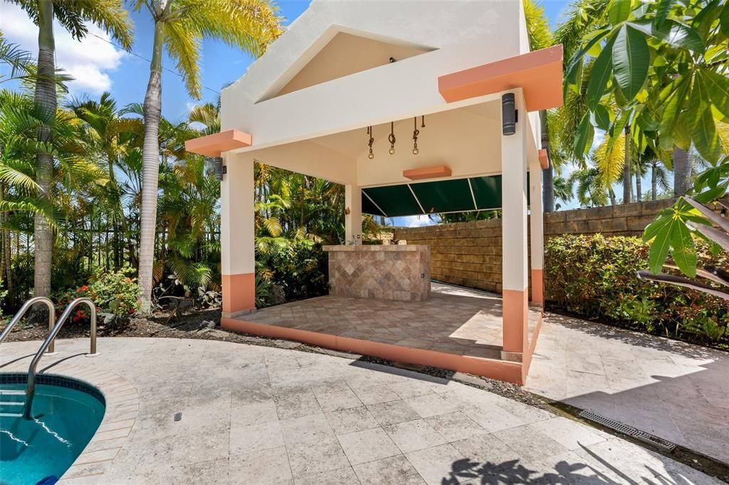 For Sale: $1,750,000 (4 beds, 3 baths, 5426 Square Feet)