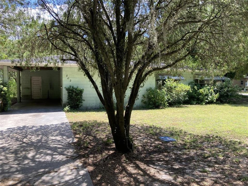 For Rent: $700 (3 beds, 1 baths, 1353 Square Feet)