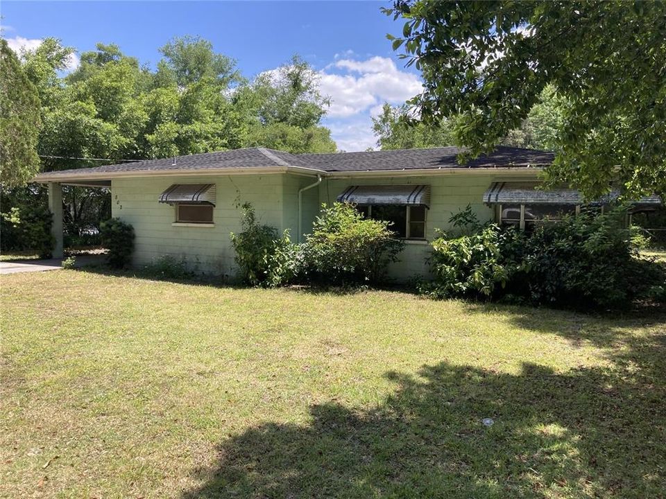 For Rent: $700 (3 beds, 1 baths, 1353 Square Feet)