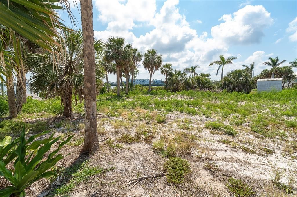 Active With Contract: $549,000 (0.28 acres)