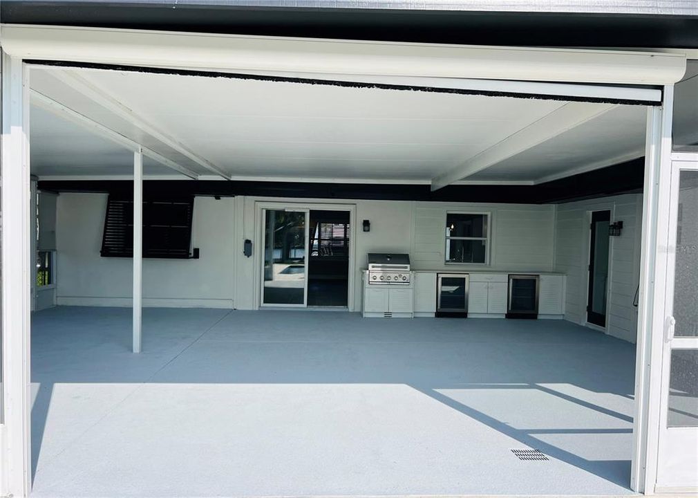 Active With Contract: $565,000 (4 beds, 2 baths, 1646 Square Feet)