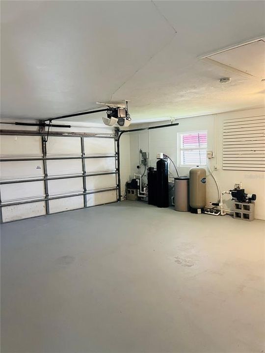 Active With Contract: $565,000 (4 beds, 2 baths, 1646 Square Feet)