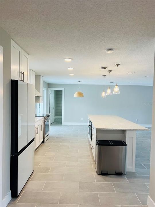 Active With Contract: $565,000 (4 beds, 2 baths, 1646 Square Feet)