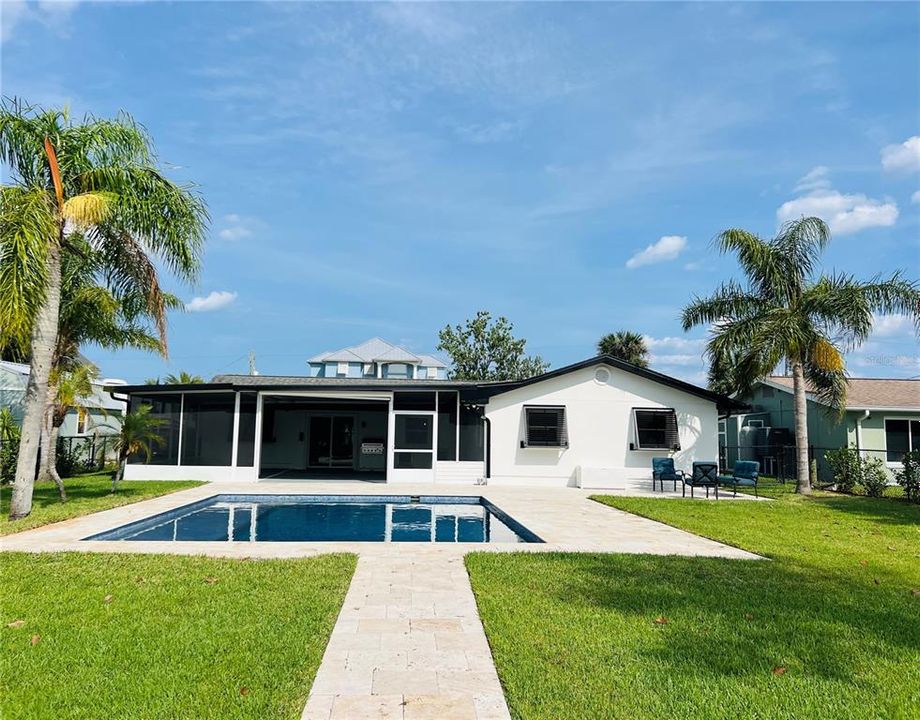 Active With Contract: $565,000 (4 beds, 2 baths, 1646 Square Feet)