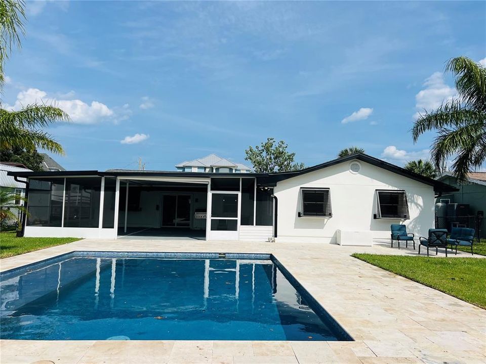 Active With Contract: $565,000 (4 beds, 2 baths, 1646 Square Feet)