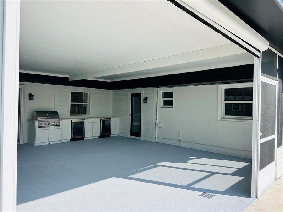 Active With Contract: $565,000 (4 beds, 2 baths, 1646 Square Feet)