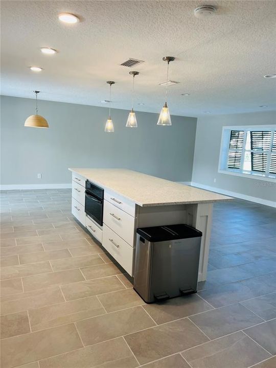 Active With Contract: $565,000 (4 beds, 2 baths, 1646 Square Feet)