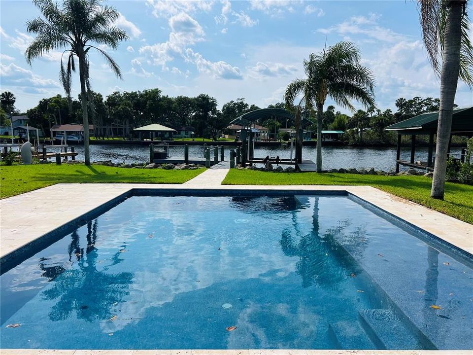 Active With Contract: $565,000 (4 beds, 2 baths, 1646 Square Feet)