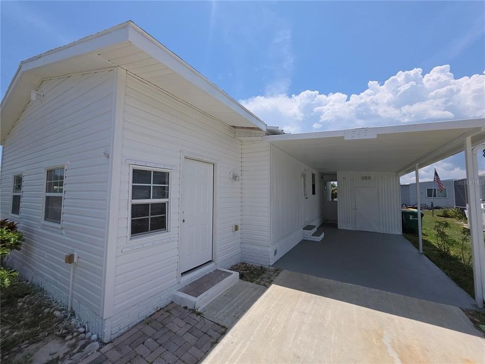 Recently Sold: $125,000 (2 beds, 2 baths, 1260 Square Feet)