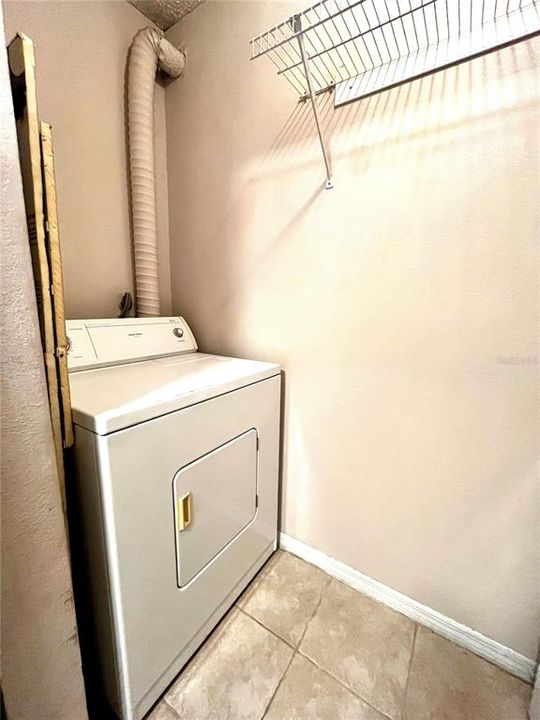 На продажу: $89,900 (1 спален, 1 ванн, 627 Квадратных фут)