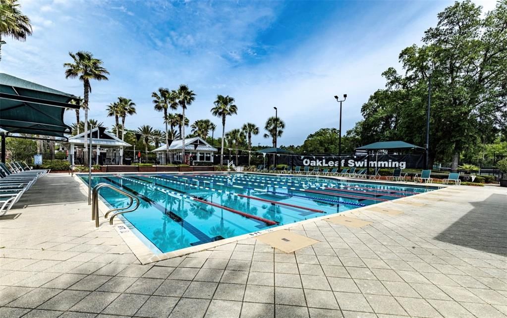 For Sale: $144,900 (1 beds, 1 baths, 883 Square Feet)