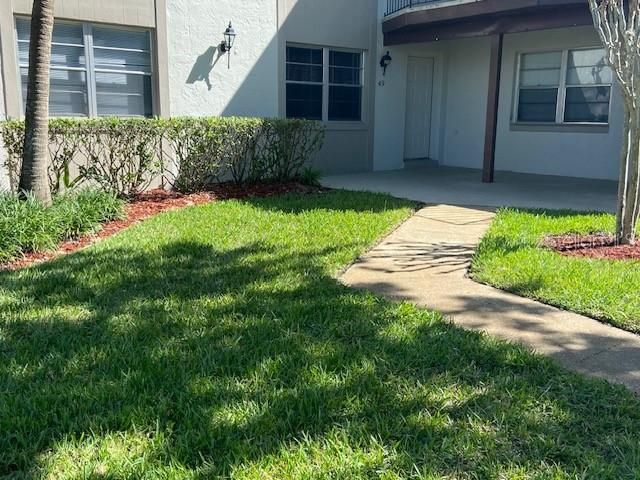 Recently Rented: $1,625 (2 beds, 2 baths, 918 Square Feet)