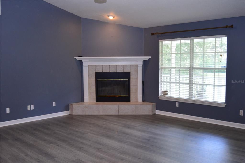 For Sale: $595,000 (4 beds, 3 baths, 2316 Square Feet)