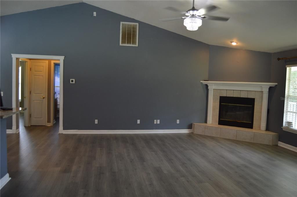 For Sale: $595,000 (4 beds, 3 baths, 2316 Square Feet)