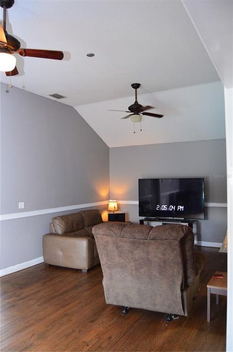 For Sale: $595,000 (4 beds, 3 baths, 2316 Square Feet)