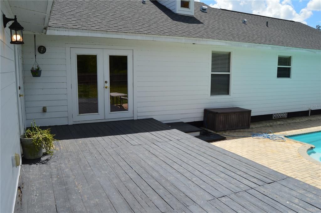 For Sale: $595,000 (4 beds, 3 baths, 2316 Square Feet)