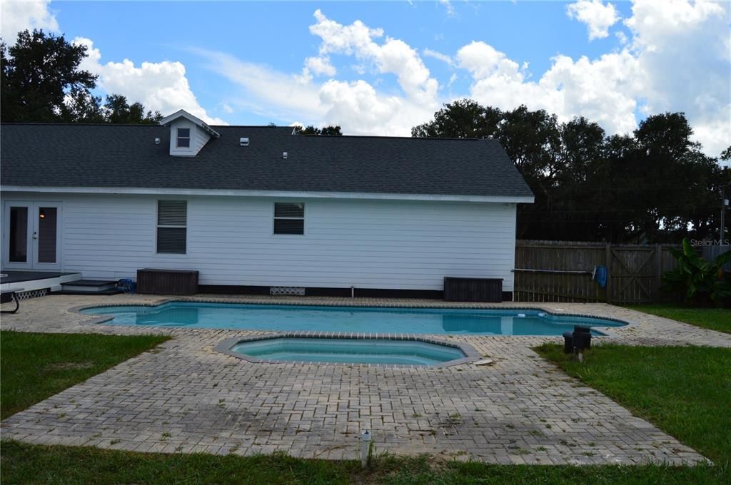 For Sale: $595,000 (4 beds, 3 baths, 2316 Square Feet)